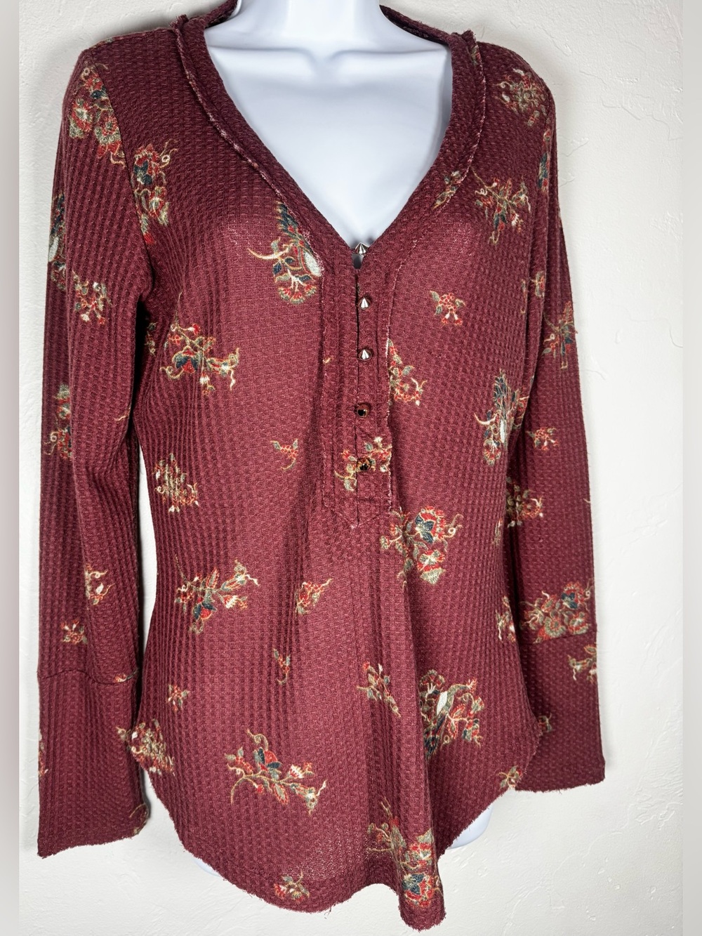 William‎ Rast Burgundy Waffle Knit Long Sleeve Top Size Large